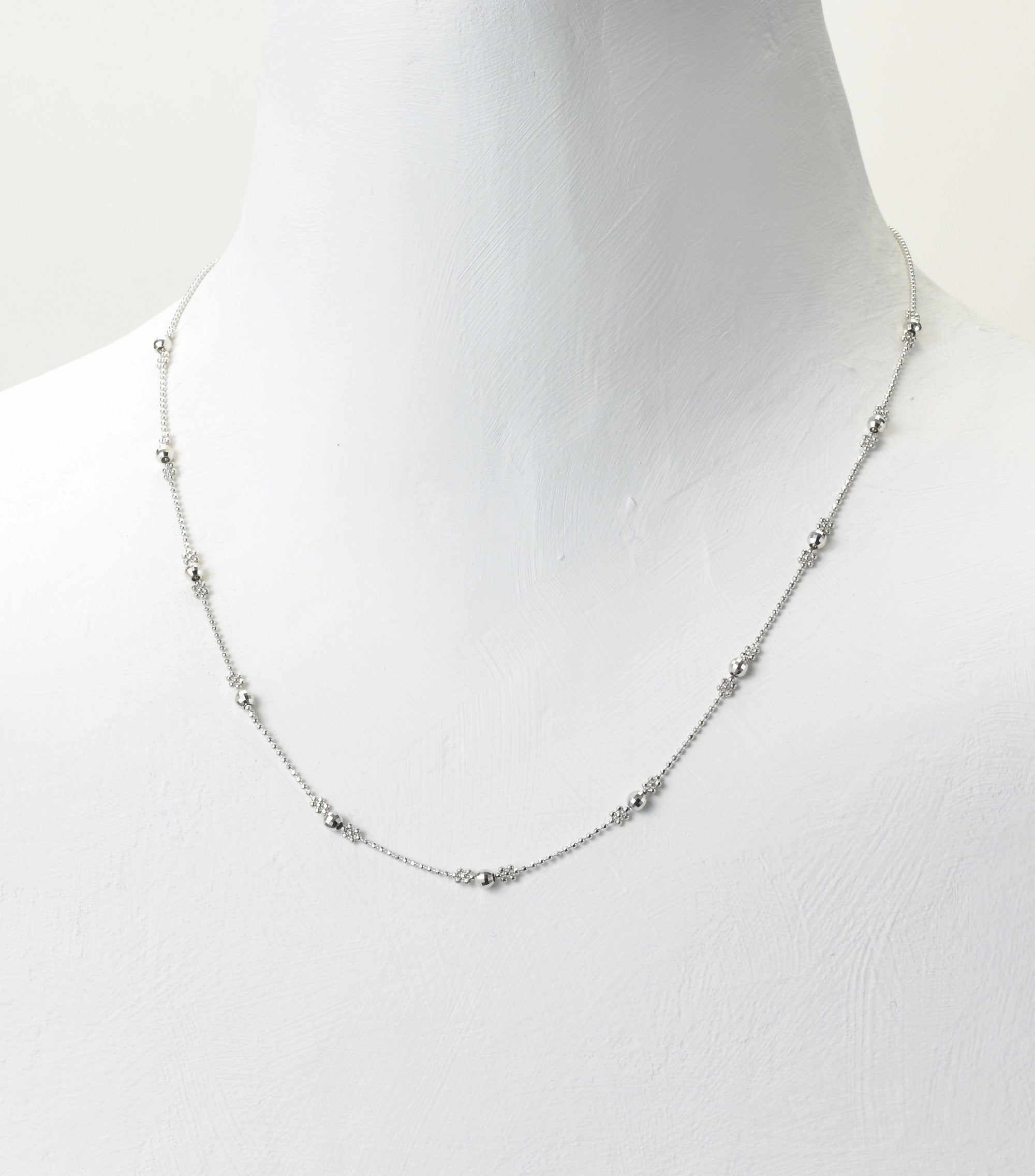 18K WG 4977-W MV 18"