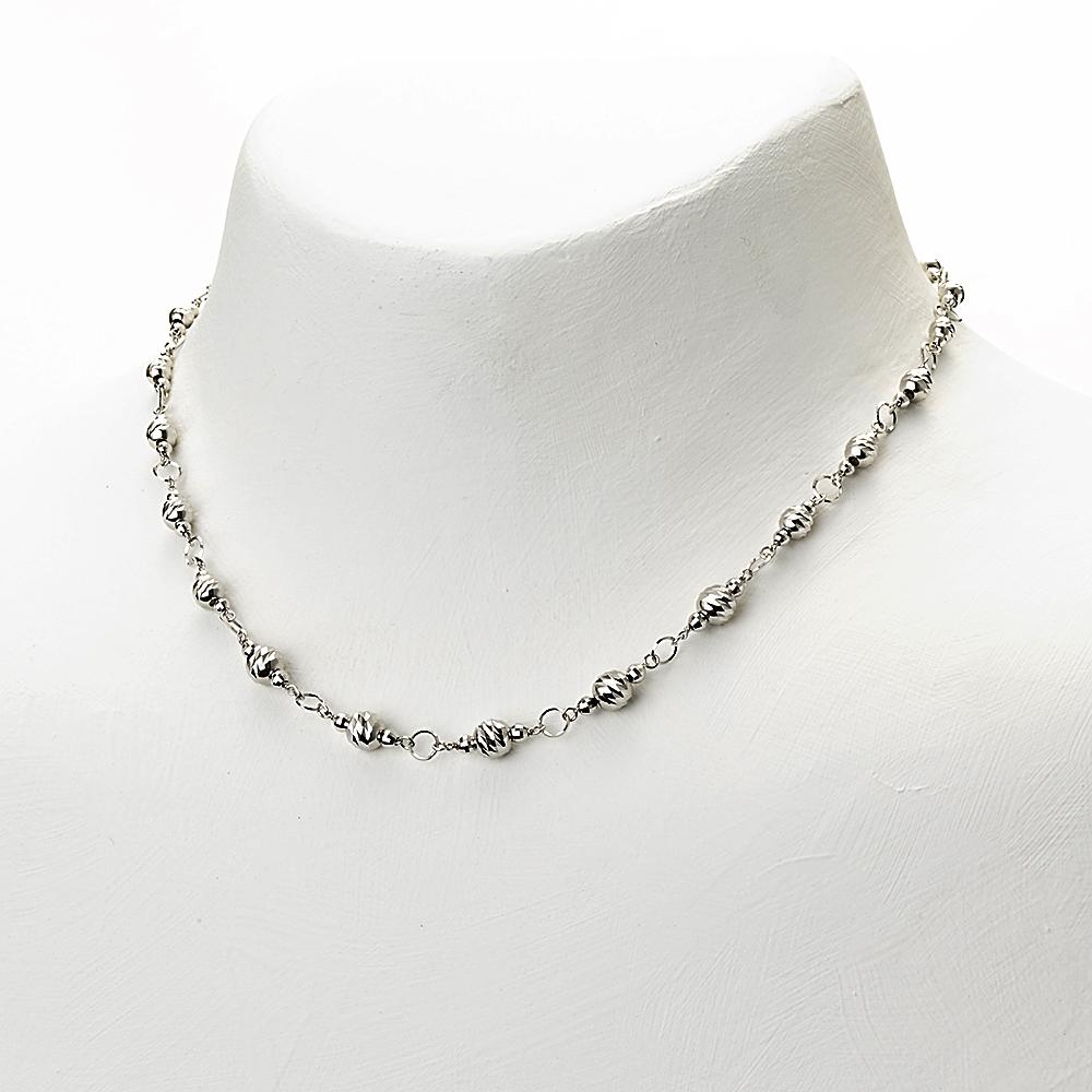 18K WG K-N9674-2-W MV 18"