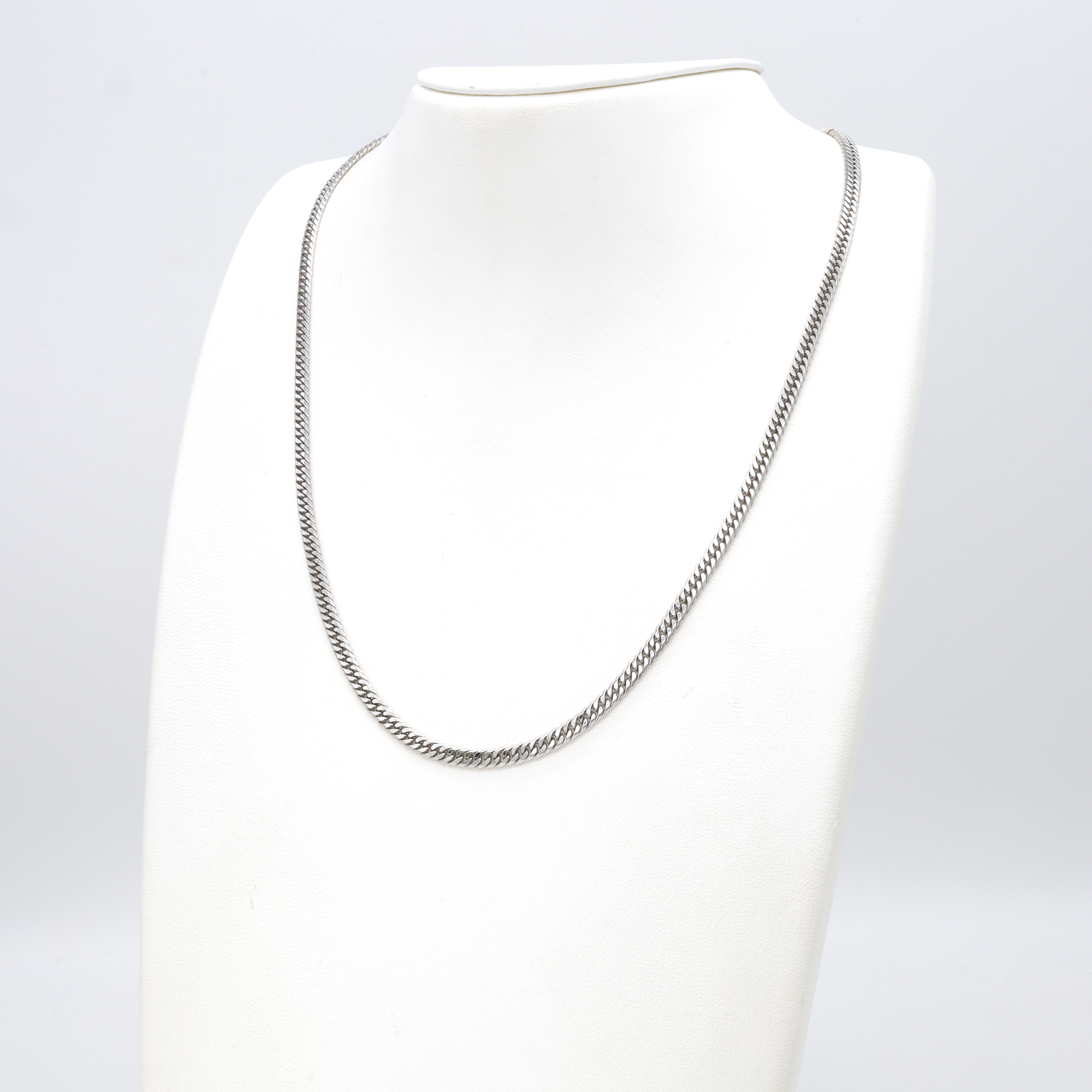 PT950 W.CURB-6DC NECKLACE