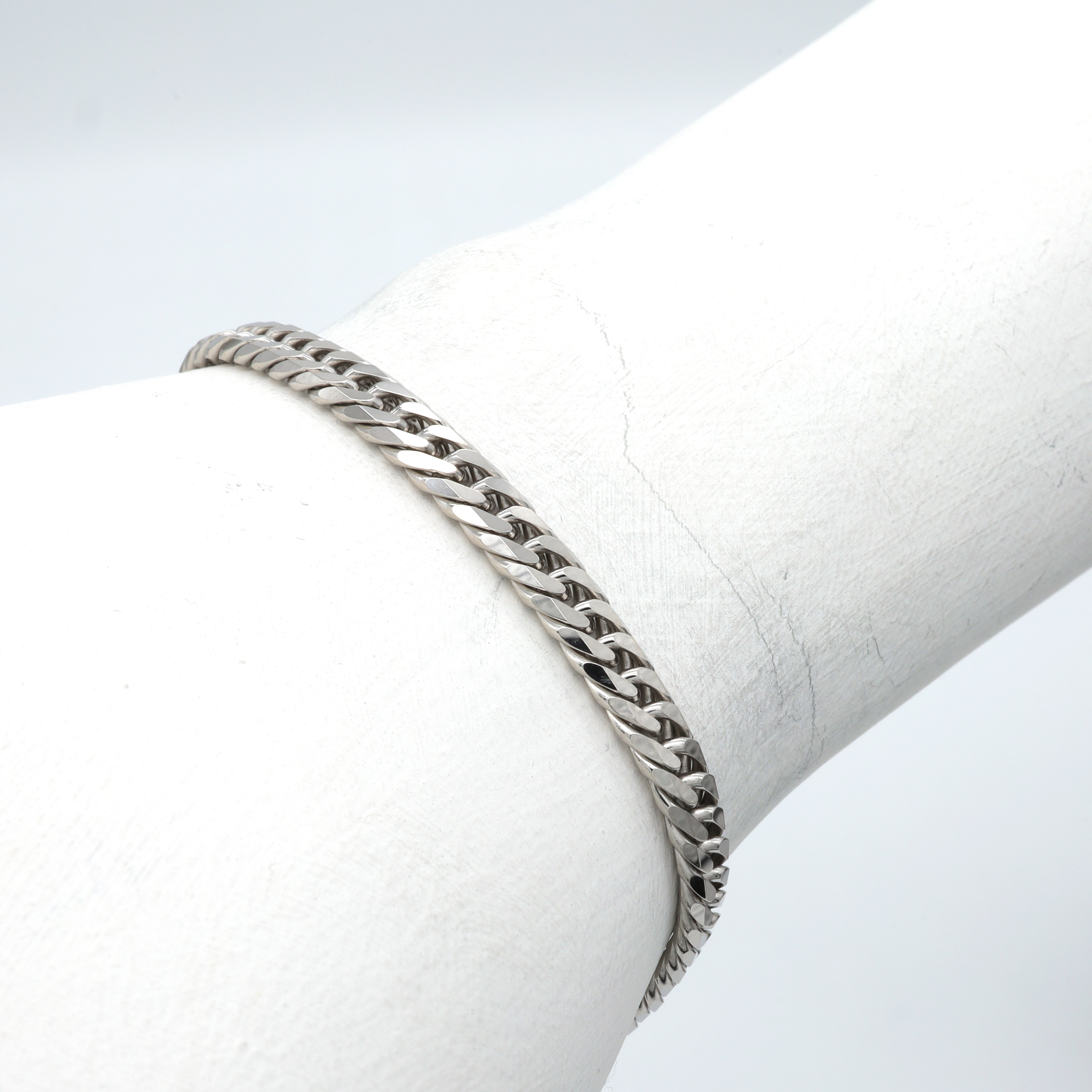 PT850 W.CURB-6DC BRACELET