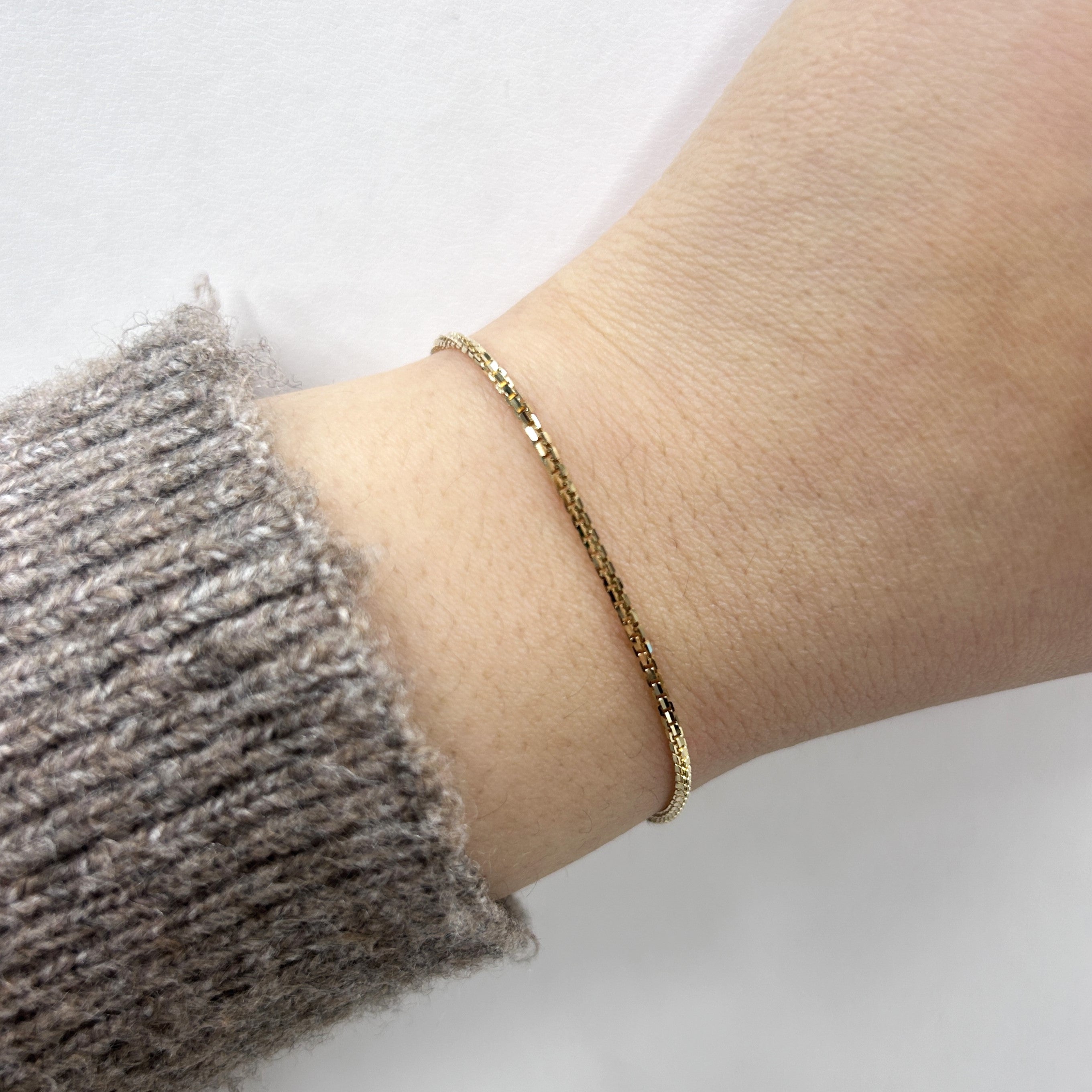 18K YG 1.4 RAIL AJ 7"